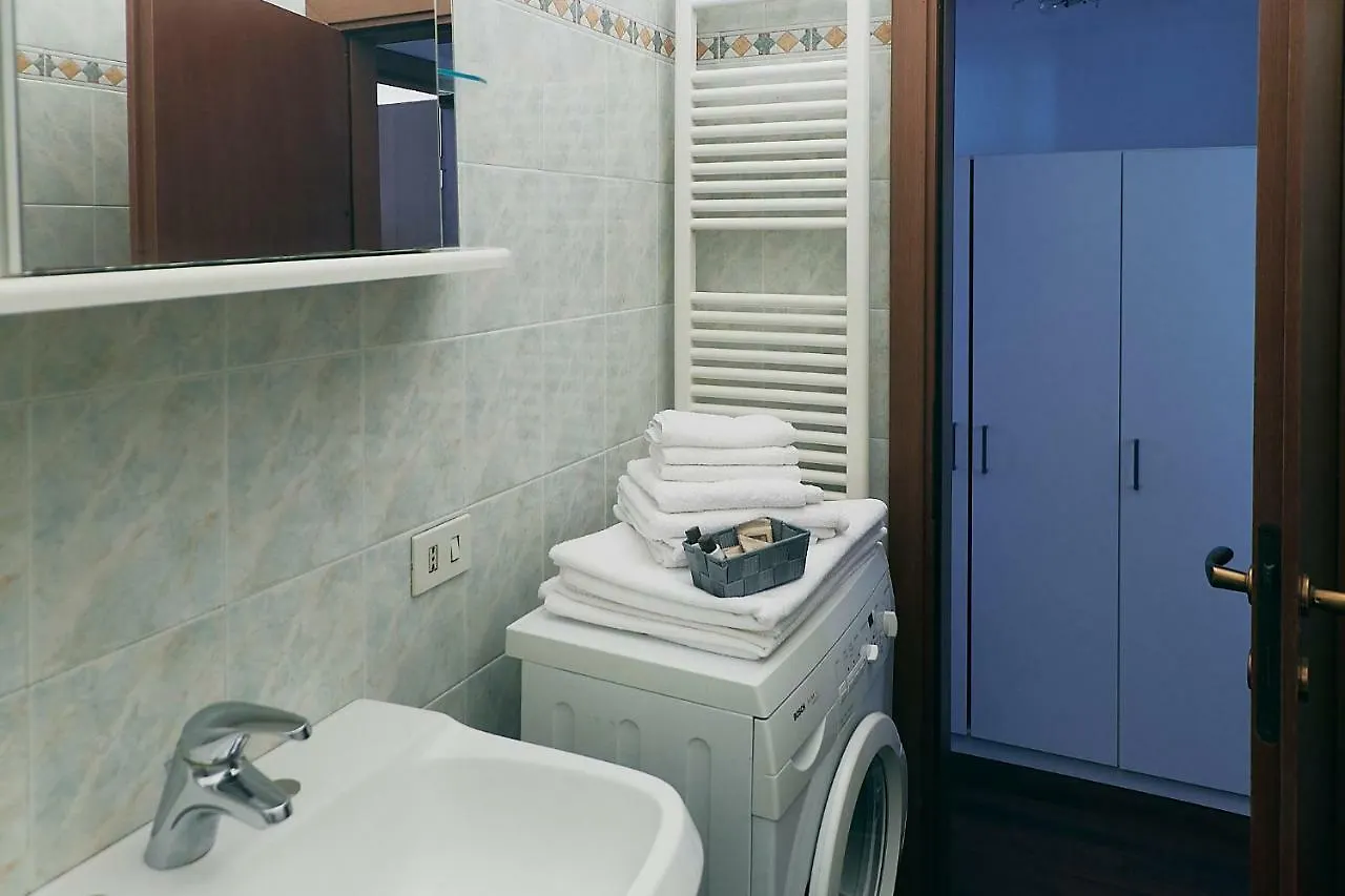 Appartement Lovelyloft - Ripa Naviglio Grande Milaan